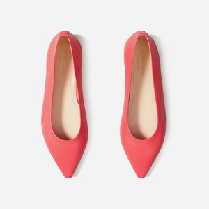 NWT Everlane 40 Hour Flat in Tulip Size 6.5